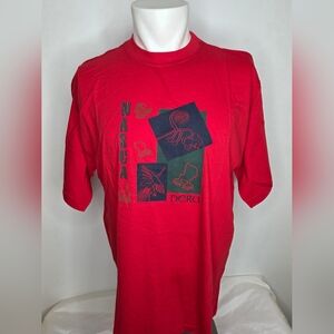 Peruart Size L T- Graphic T-shirt In Vibrant Red
